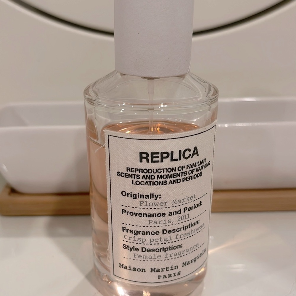 Replica - Flower market